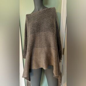 Crosstree Lane Fringe Poncho Overpiece Shawl Sweater OS One Size Boho